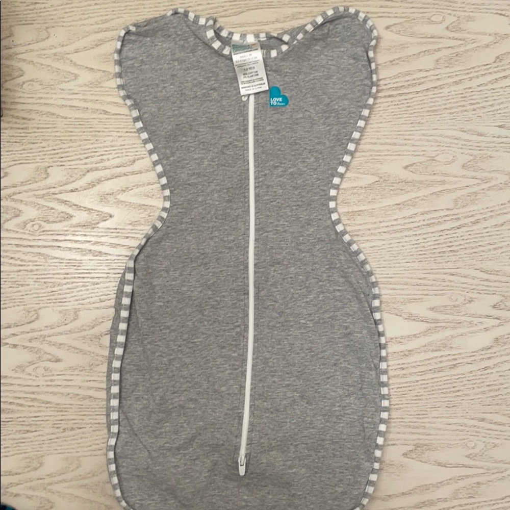 Love to dream swaddle size small